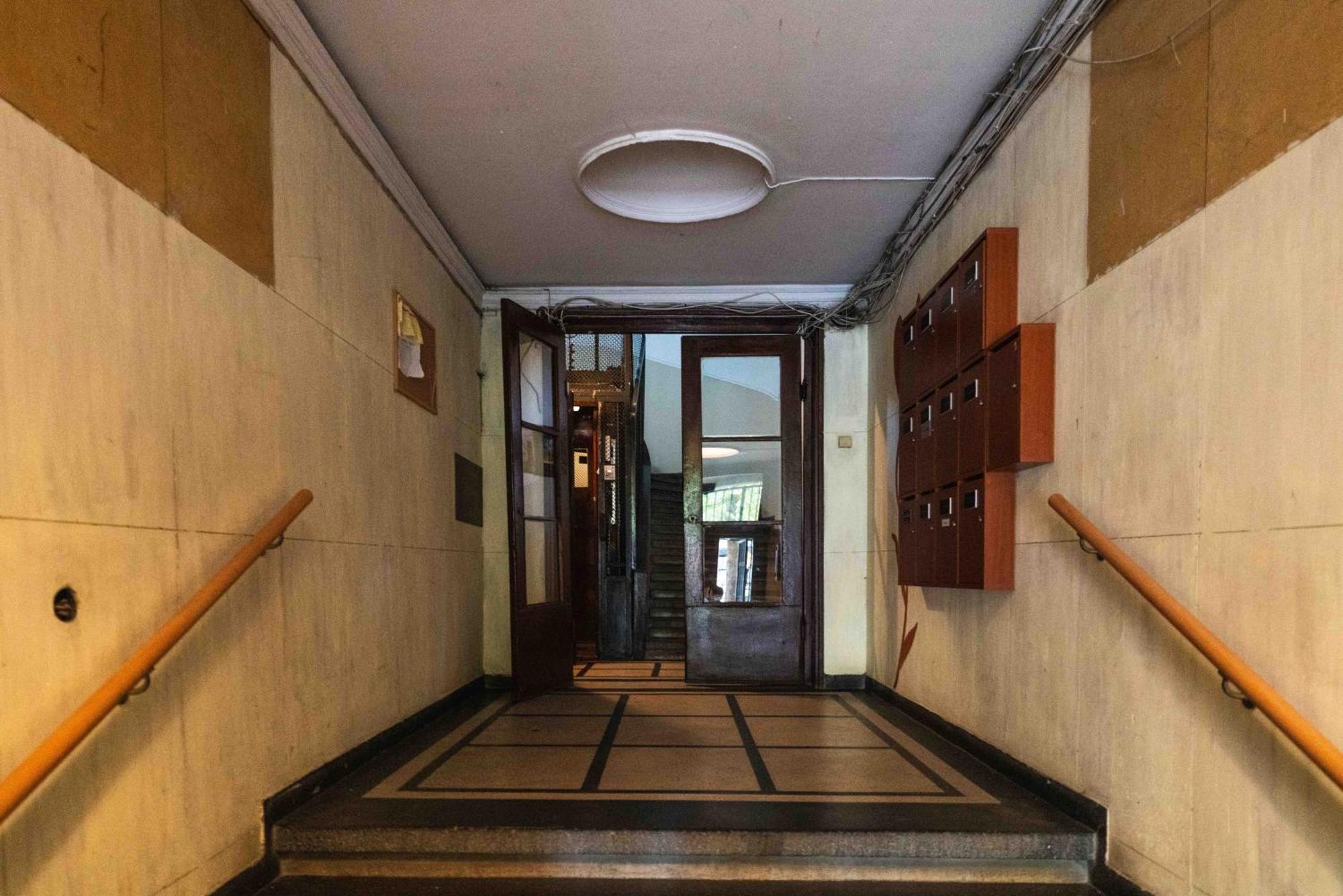 Heart Of The City Center Lux Apartment With View Sofia Exterior photo