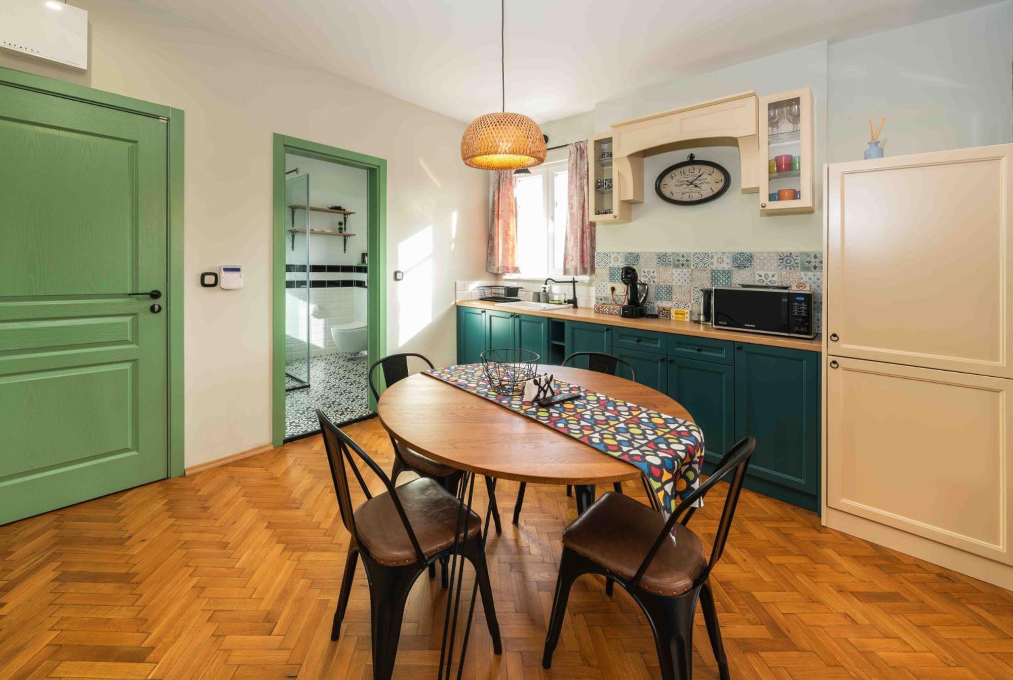 Heart Of The City Center Lux Apartment With View Sofia Exterior photo